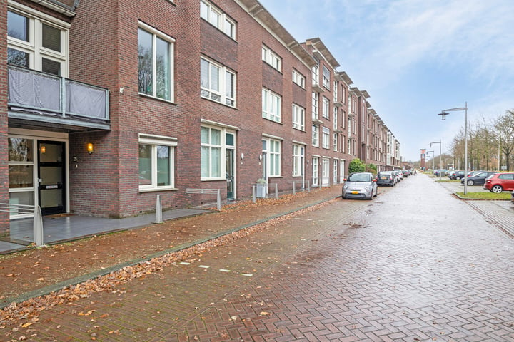 Bekijk foto 43 van Laan van Kernhem 225