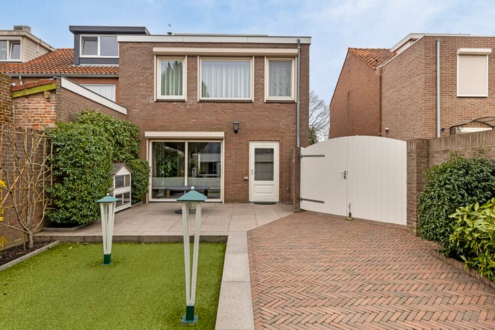 Foto 3 van Klaverblokken 8