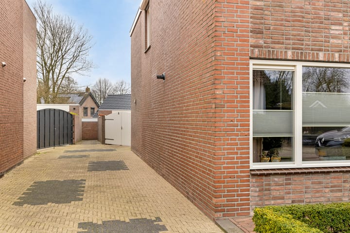 Foto 30 van Klaverblokken 8