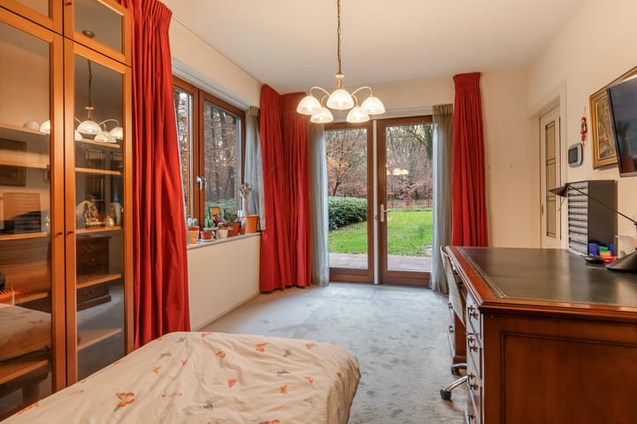 Photo 14 of Badhuislaan 81