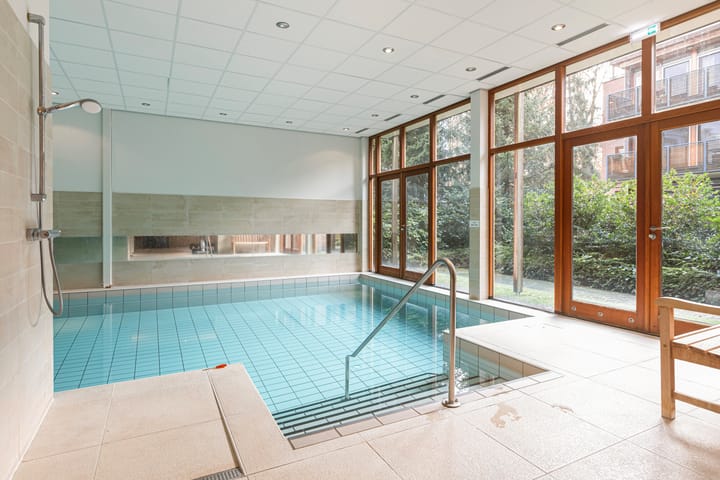 Photo 31 of Badhuislaan 81