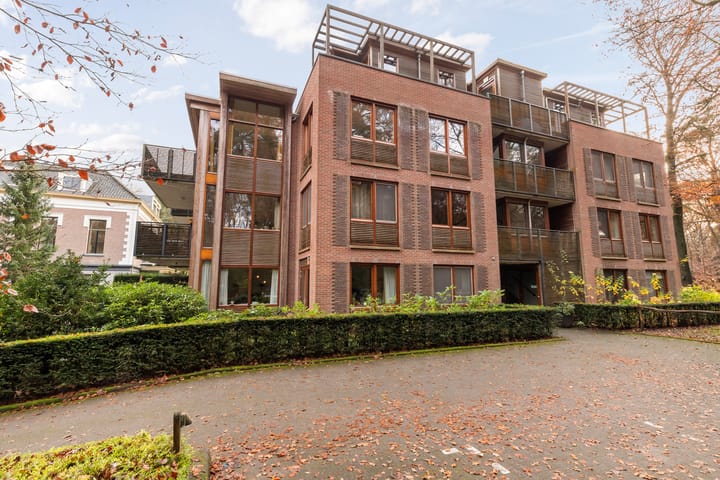 Photo 25 of Badhuislaan 81