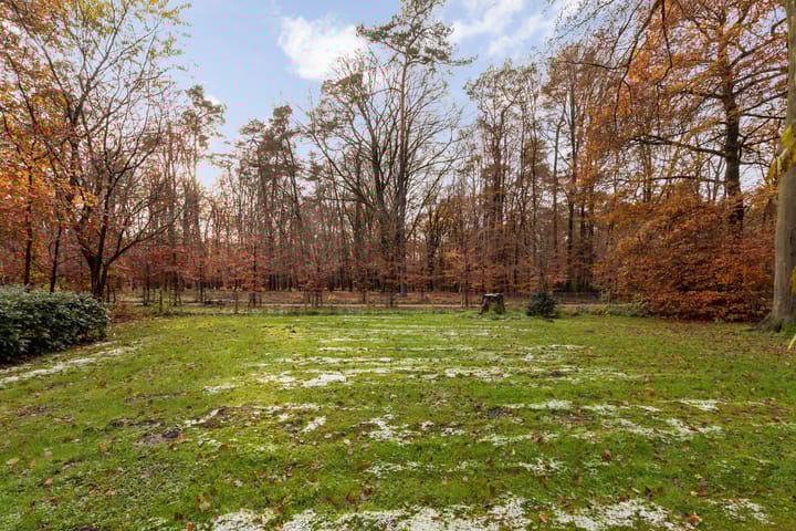 Photo 38 of Badhuislaan 81