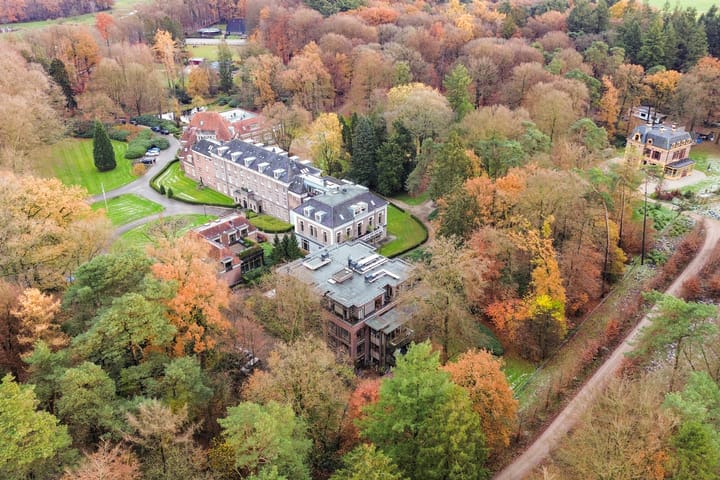 Photo 43 of Badhuislaan 81