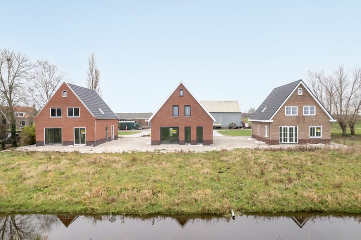 Foto 10 van Molenweg 8-B