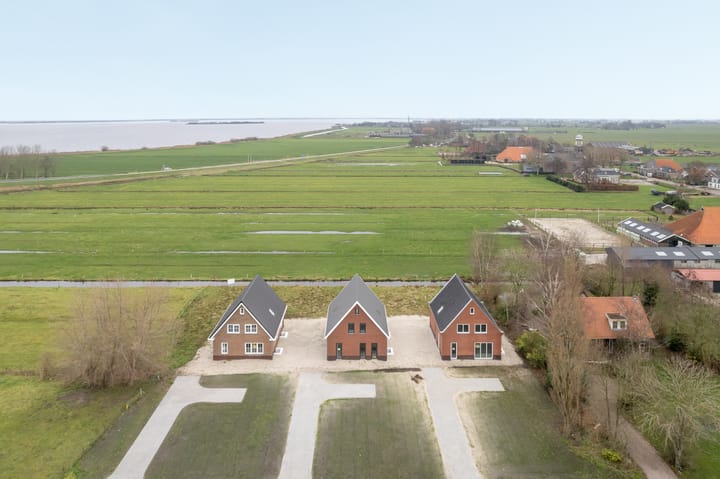 Foto 13 van Molenweg 8-B