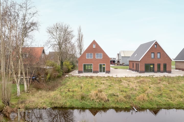 Foto 9 van Molenweg 8-B