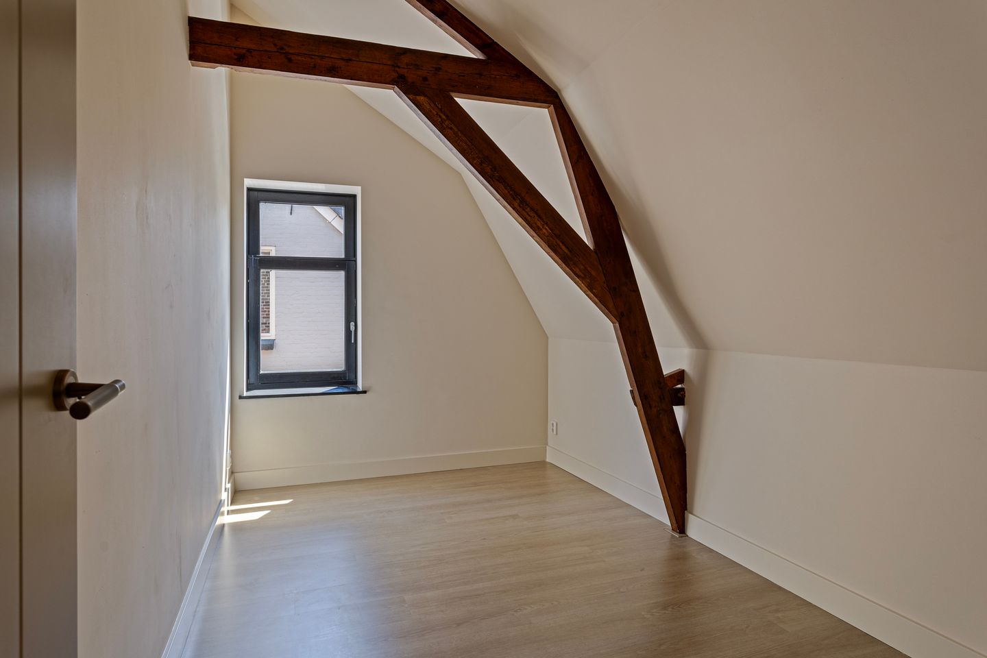 Foto 35 van Kerkstraat 12