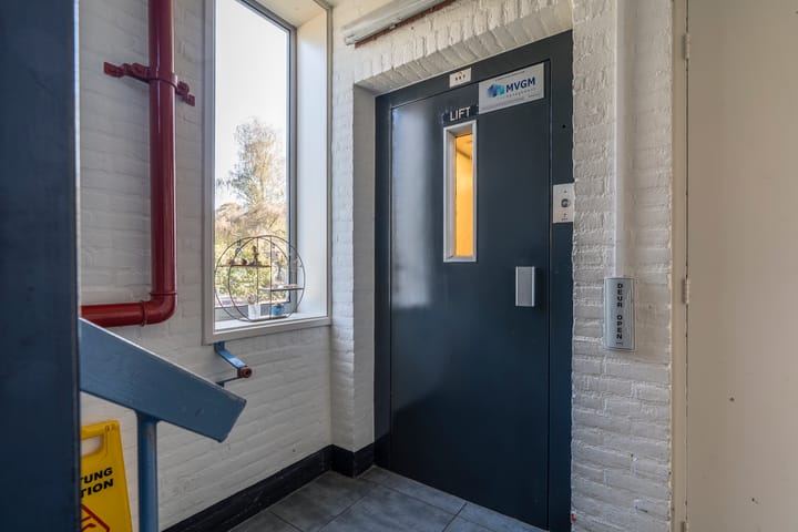 Photo 10 of Stadhouderslaan 56