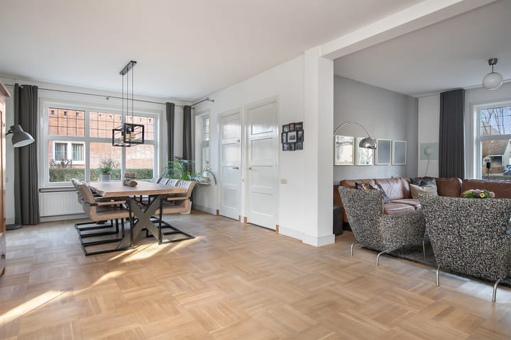 Foto 11 van Dokter Rauppstraat 24