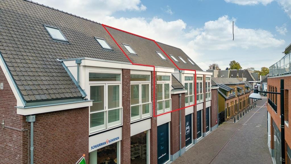 Photo 1 of Burgemeester van Nispenstraat 5-A03