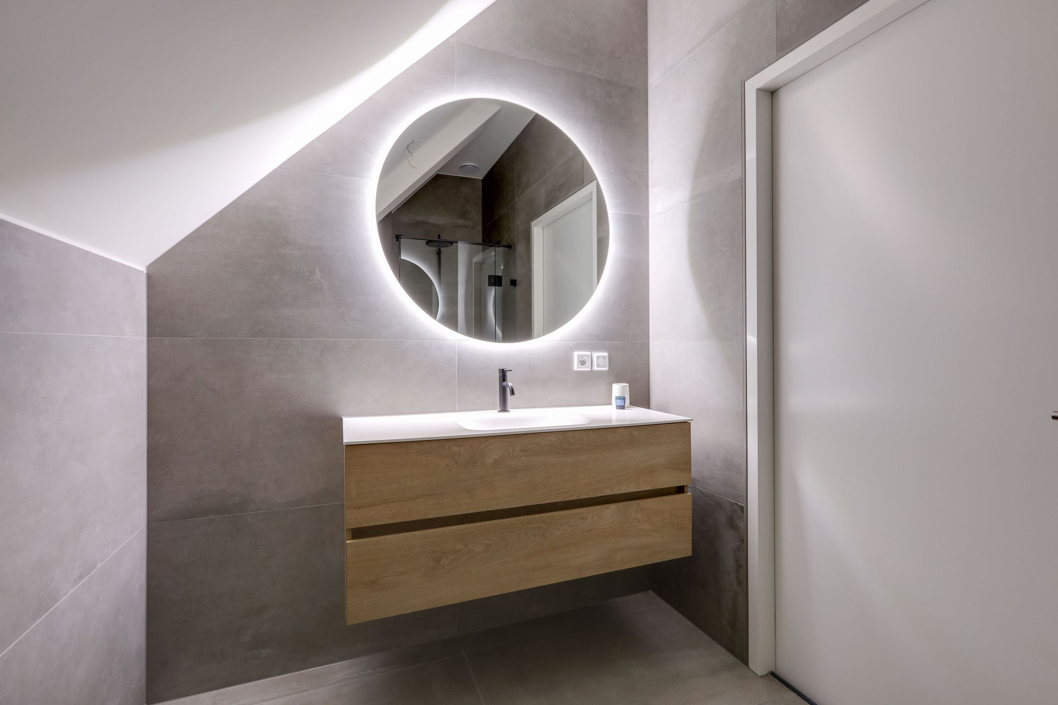 Photo 39 of Burgemeester van Nispenstraat 5-A03