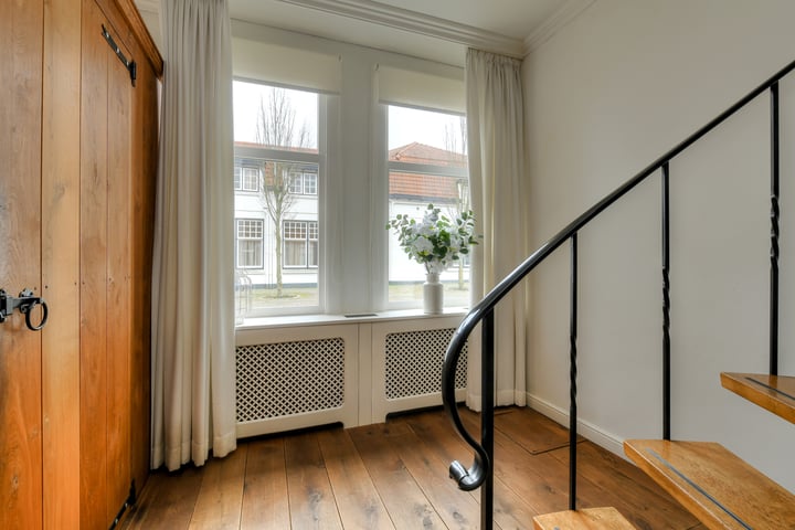 Bekijk foto 19 van Spoorstraat 3