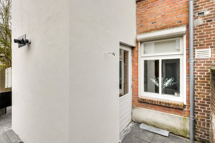 Bekijk foto 52 van Spoorstraat 3