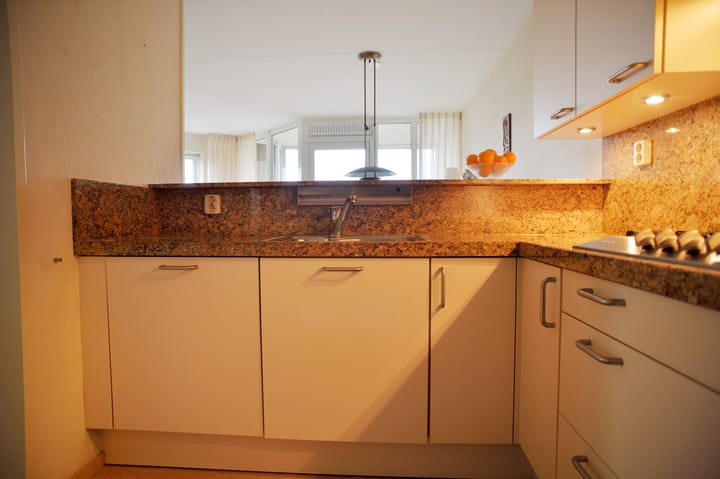 Photo 11 of Beatrixstraat 97