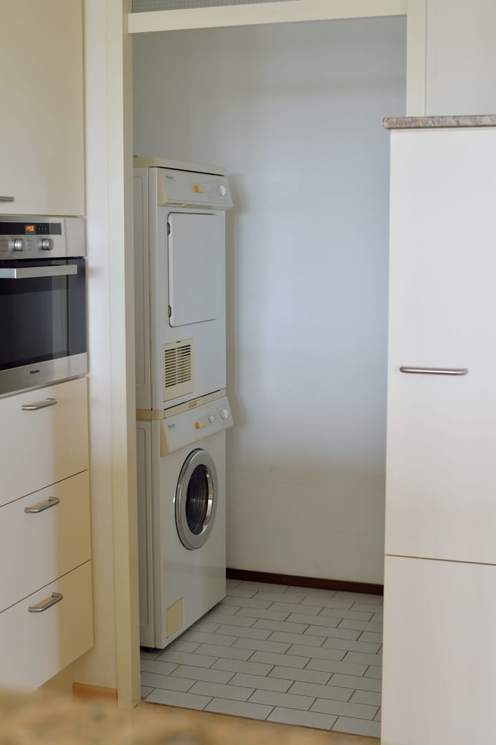 Photo 12 of Beatrixstraat 97