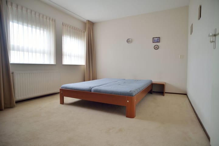 Photo 13 of Beatrixstraat 97