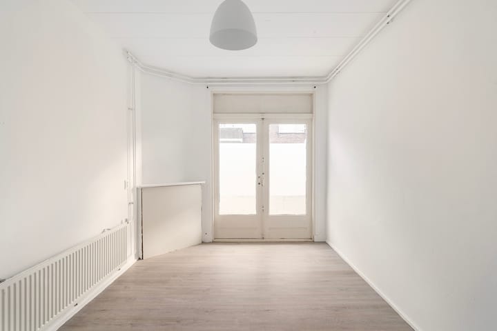 Foto 12 van Linnaeusstraat 224