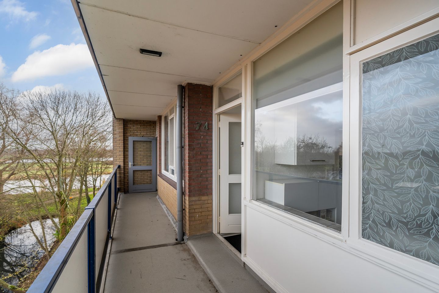 Photo 10 of Van Scorelstraat 74