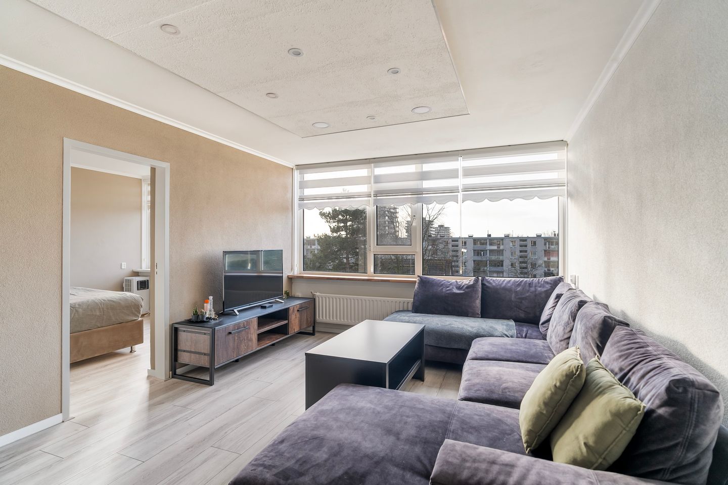 Photo 14 of Van Scorelstraat 74