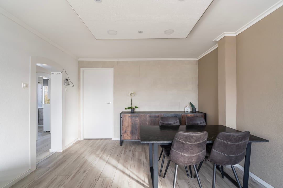 Photo 17 of Van Scorelstraat 74