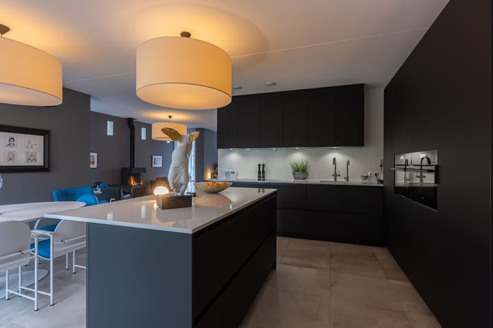 Foto 12 van Spoorstraat 5