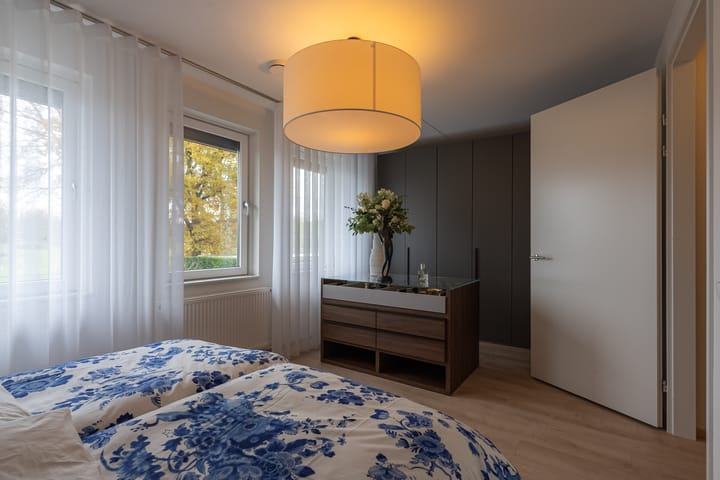 Foto 24 van Spoorstraat 5