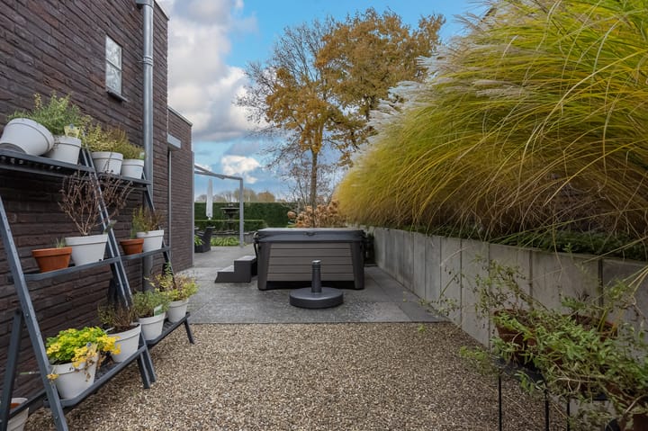 Foto 34 van Spoorstraat 5