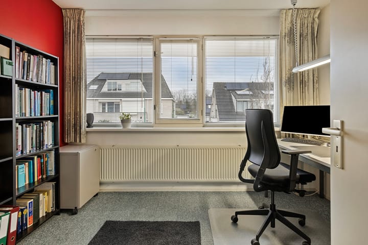 Foto 28 van Varenmos 11