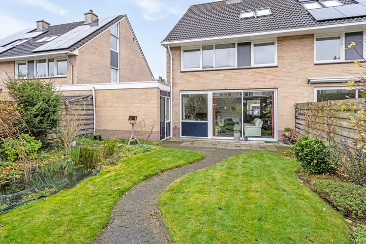 Foto 42 van Varenmos 11