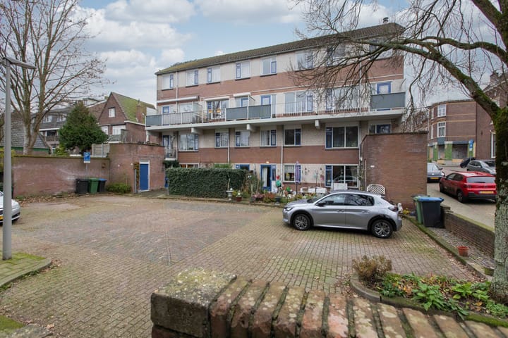 Foto 29 van Agnietenstraat 73