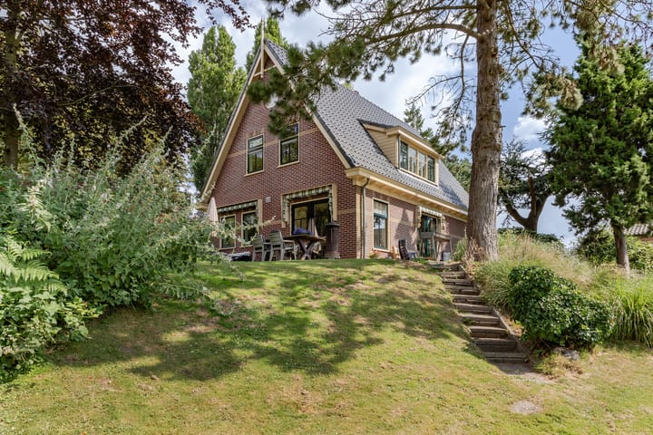 Foto 24 van Zuiderdijk 1