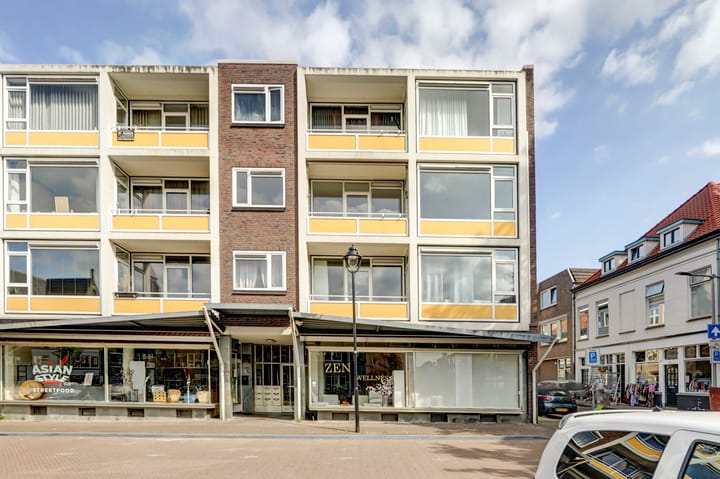 Photo 1 of Ir J.P. van Muijlwijkstraat 47-2