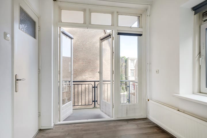 Photo 19 of Ir J.P. van Muijlwijkstraat 47-2