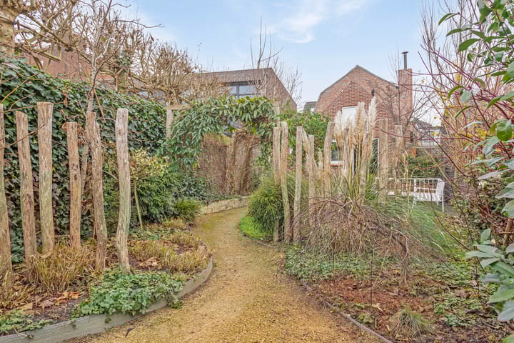 Foto 29 van Tramstraat 71