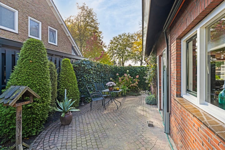 View photo 44 of Prins Bernhardlaan 68