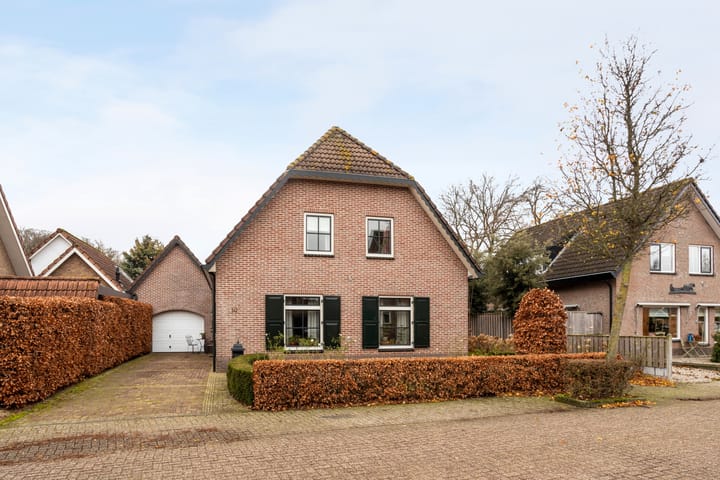 Photo 1 of Hoefslag 10