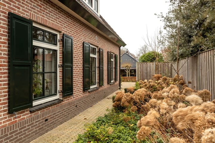 Photo 10 of Hoefslag 10