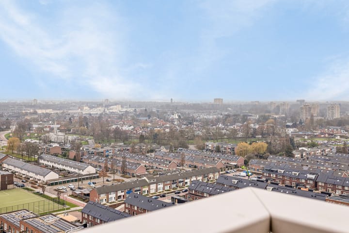 Foto 36 van Croesinckplein 169