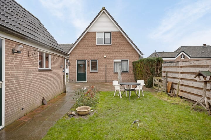 Foto 22 van Schoolstraat 17