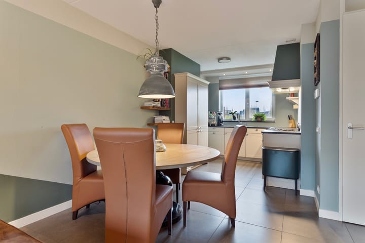 Foto 11 van Suurhoffstraat 38