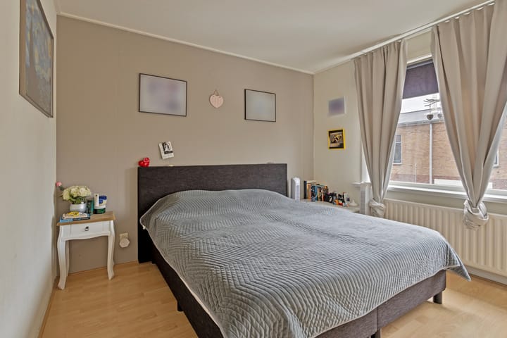 Foto 10 van Evertsenstraat 70