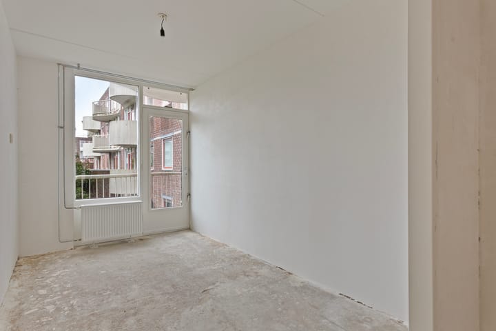 Foto 9 van Minahassastraat 161