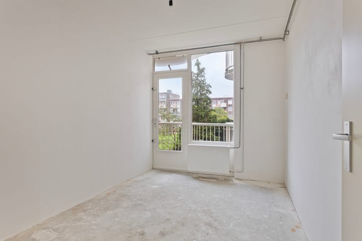 Foto 13 van Minahassastraat 161