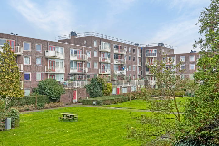 Foto 16 van Minahassastraat 161