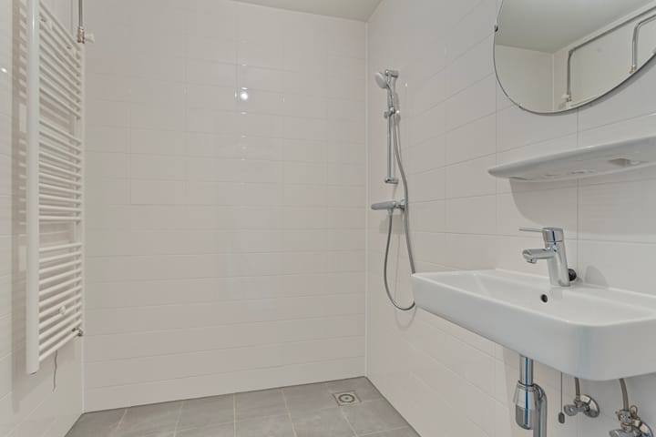 Foto 19 van Minahassastraat 161