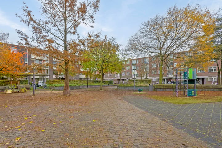 Foto 29 van Minahassastraat 161