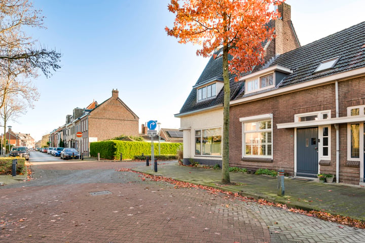 Bekijk foto 36 van Petrus Polliusstraat 39