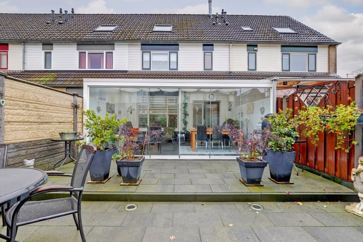 Foto 3 van Albert Cuypstraat 3