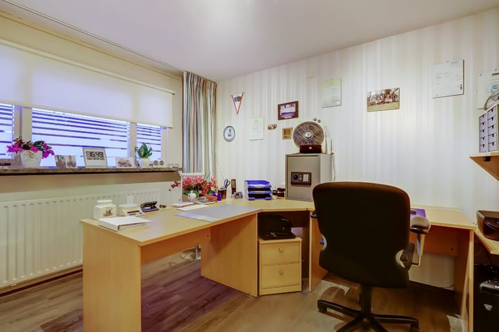 Foto 13 van Albert Cuypstraat 3